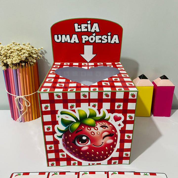 Caixa da poesia tema morango